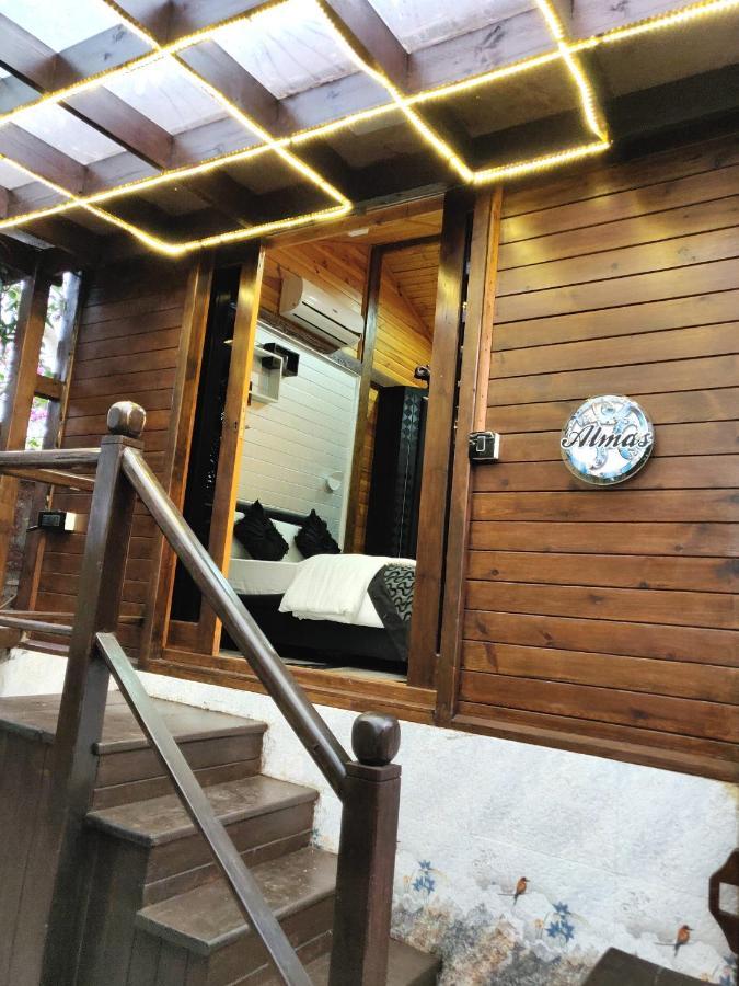 Rock Forest Goa Honeymoon Cottages Calangute Dış mekan fotoğraf